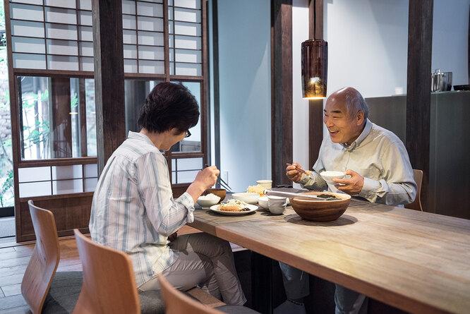 10 тысяч шагов, диета, горячие ванны и... икигай: секреты долголетия японцев