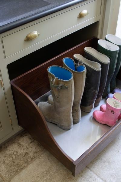 Как организовать хранение обуви — идеи и варианты