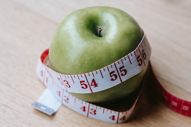 Почему образуется жир в области живота и как от него избавиться