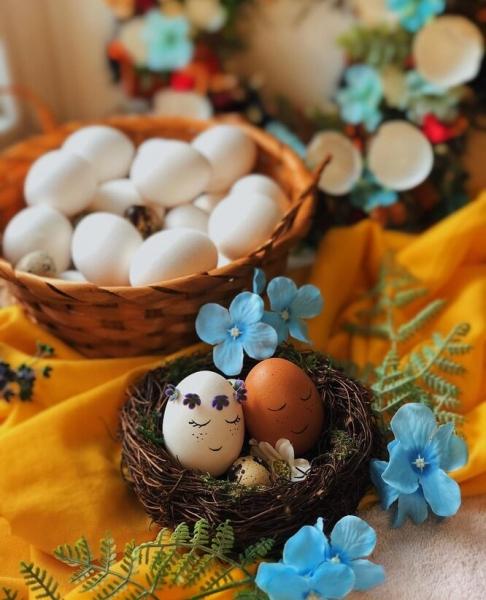 5 идей: как необычно украсить яйца к Пасхе