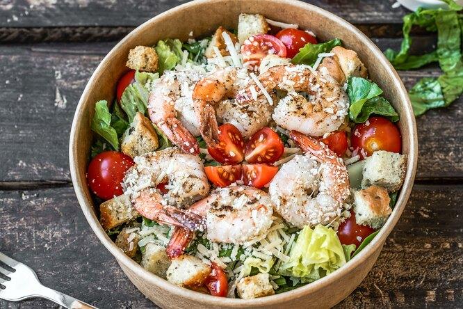 Рецепты вкусных салатов из рыбных консервов