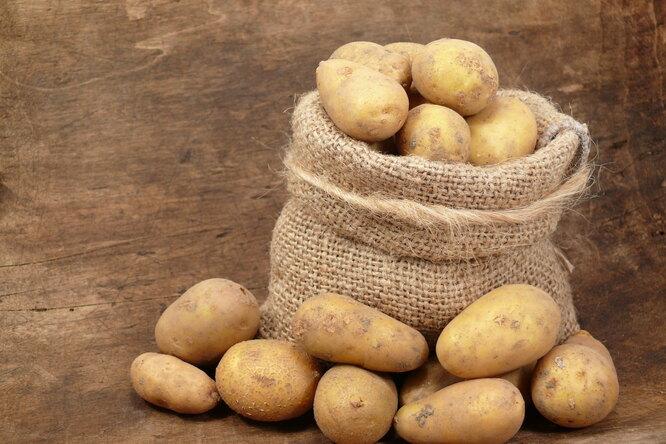 Правила и способы хранения картофеля в квартире зимой