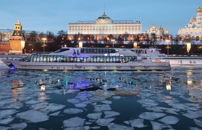В Москве началось формирование льда на водоёмах